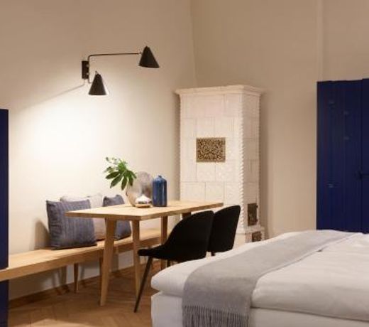 Arcade Apartments