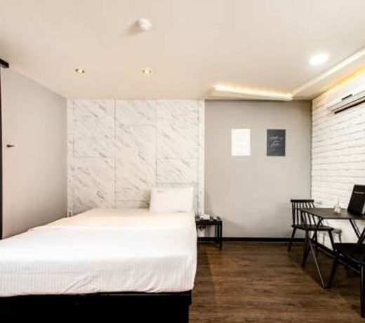 M7 Business Hotel