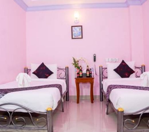 Thukha Waddy Hotel