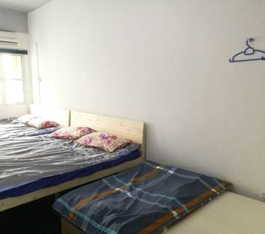 Oceanus Backpackers