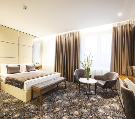 Sky Hotel