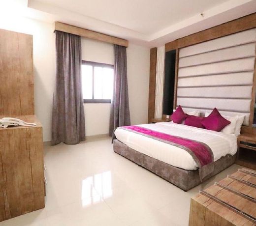Almakan Hotel 108