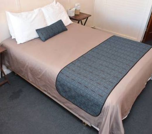 Panamint Springs Motel & Tents