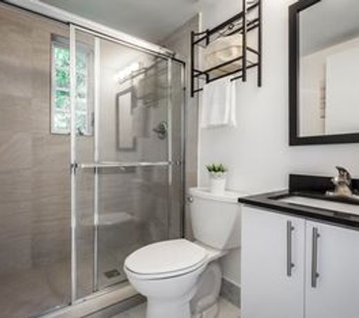 South Beach Suites on Alton