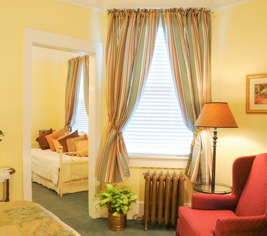 Columbia Hotel
