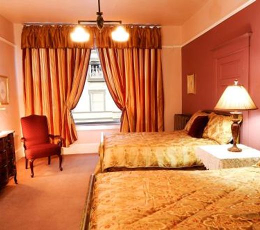 Columbia Hotel
