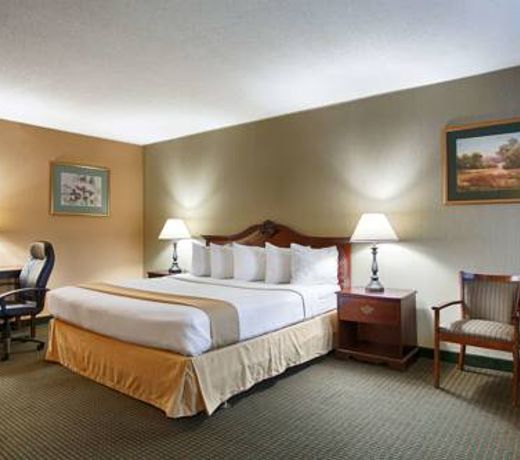 Clarion Inn Falls Church- Arlington