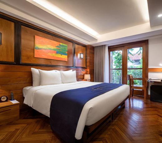 Hai Bay Hotel & Restaurant
