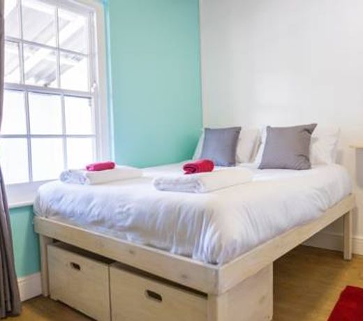 Gansbaai Boarding Lodge