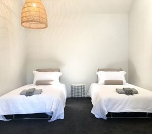 Number 1 - Chic Inner City Rooms