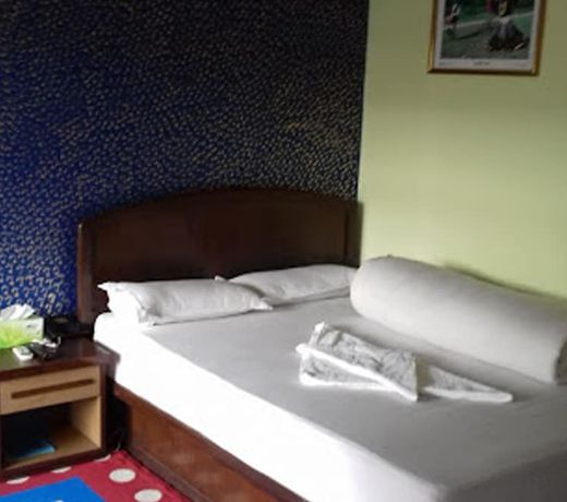 Hotel Dinesh