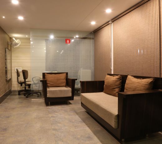 OYO 9953 Hotel Alankar