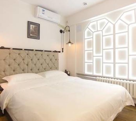 Milan Hotel