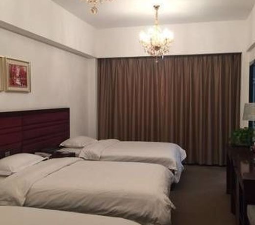 Qi Qi Hotel
