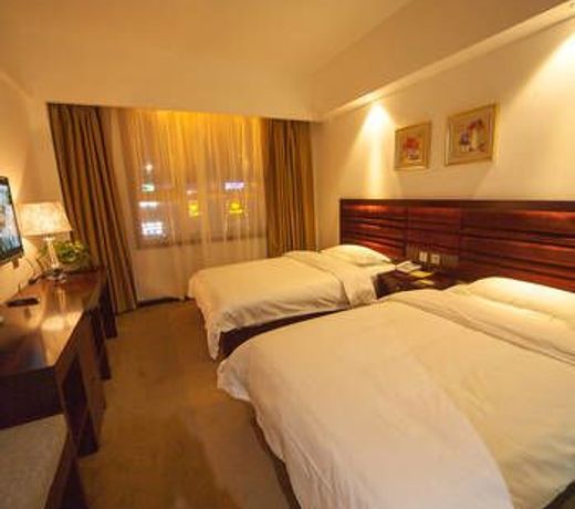 Qi Qi Hotel