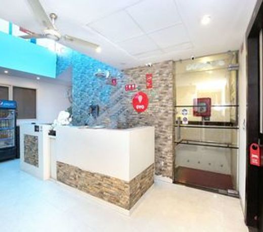OYO 982 Hotel Royal Park