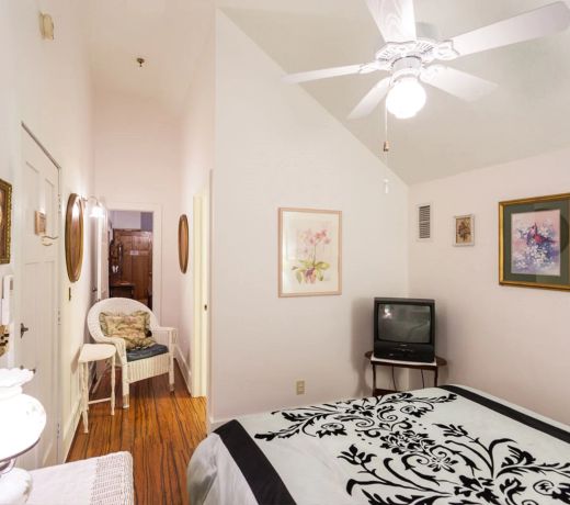 Herlong Mansion Bed & Breakfast