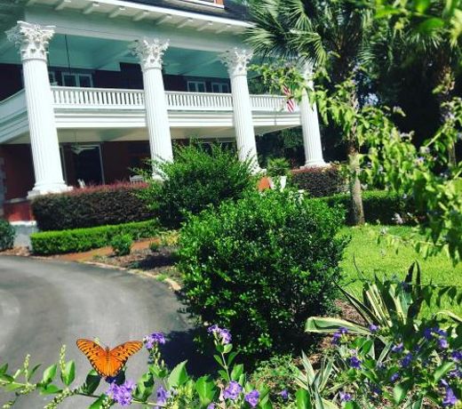 Herlong Mansion Bed & Breakfast