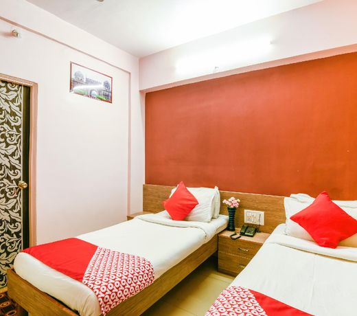 OYO 9920 Hotel Aurangabad Regency