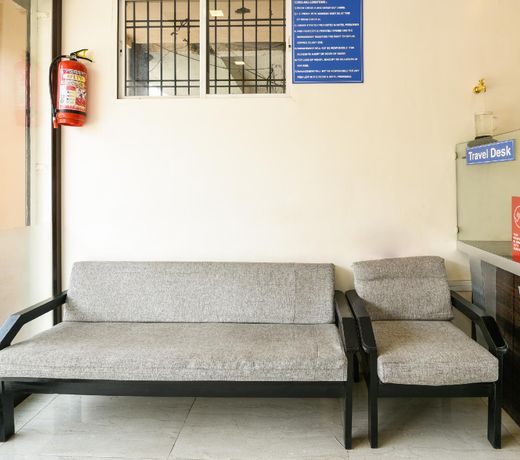 OYO 9920 Hotel Aurangabad Regency