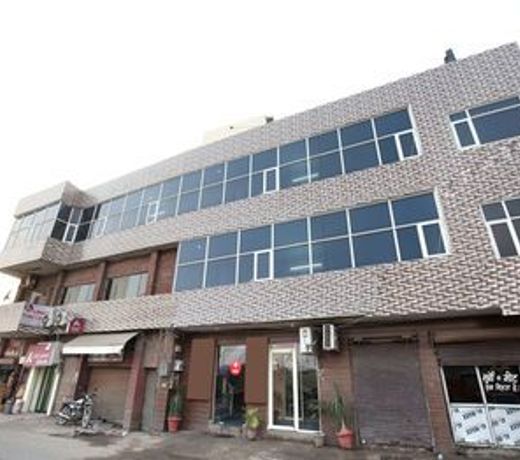 OYO 10261 Hotel Sunrise
