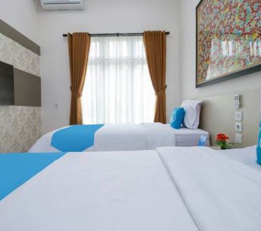 OYO 787 Hotel Kuwera Inn