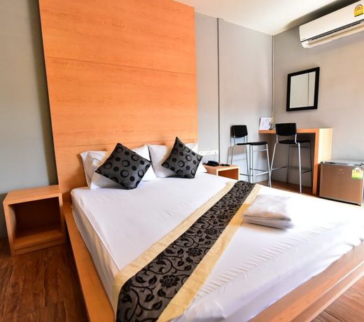 Love Box Resort