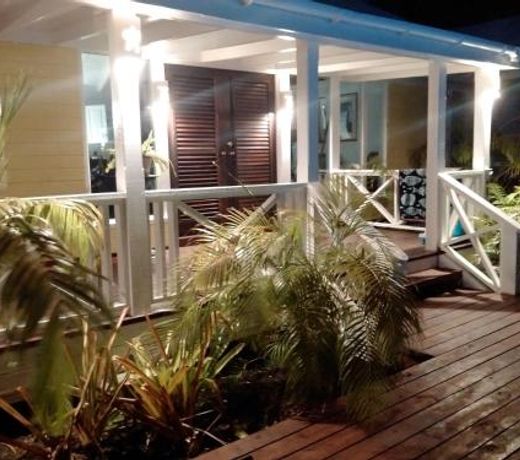 Terra Cottage, 1 or 2 bedroom Cottage in Hodges Bay