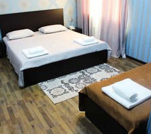 Central Square Hotel