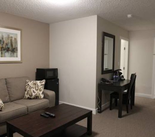 Northwood Plaza Hotel