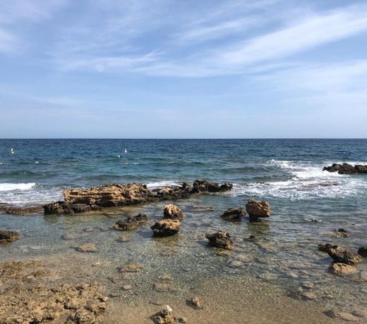 Phaedrus Living: Seaside Luxury Villa Anafi
