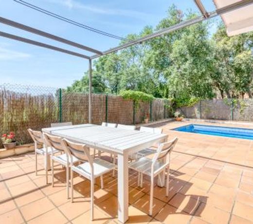 Villa Sierra with Private Pool