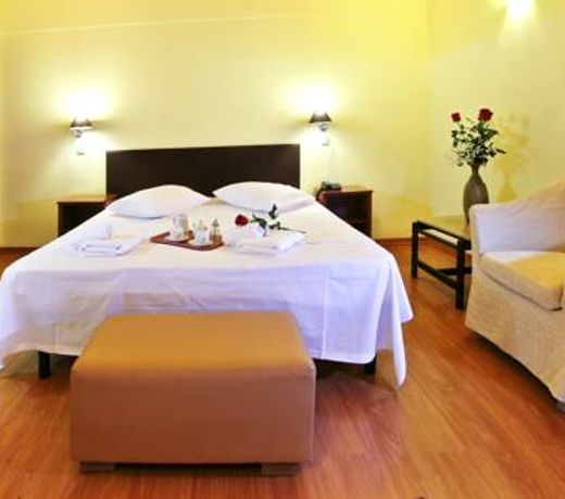 Grand Hotel Loutraki