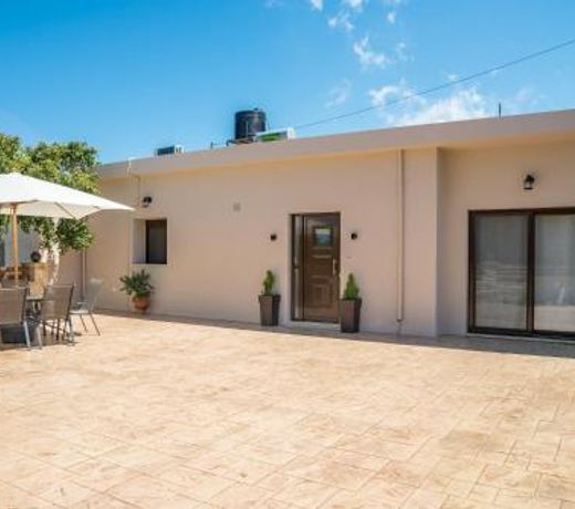 Amarantos House