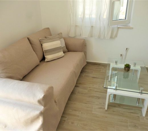 Apartmani Jadranka