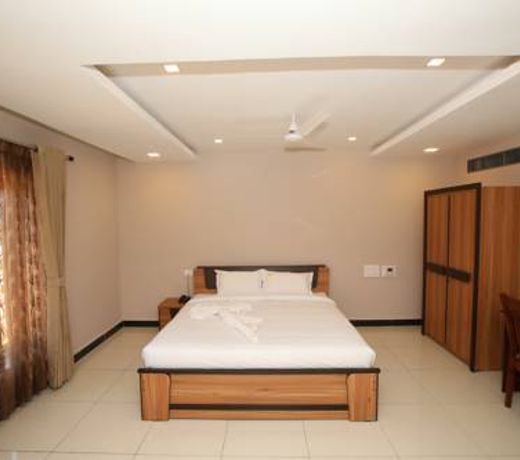 Hotel Golden Gateway