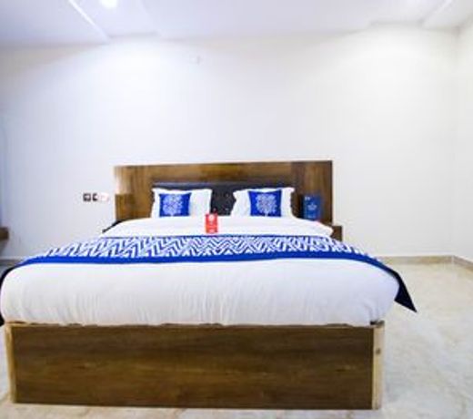 OYO 5302 Bhadra Grand