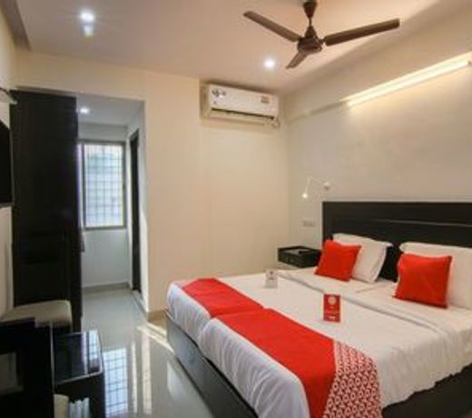 Vaccinated Staff - Capital O 12768 Ramachandra Residency