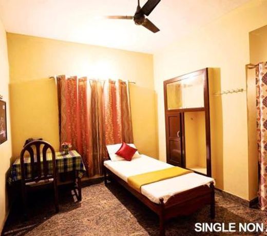 Hotel Surabhi tourist home