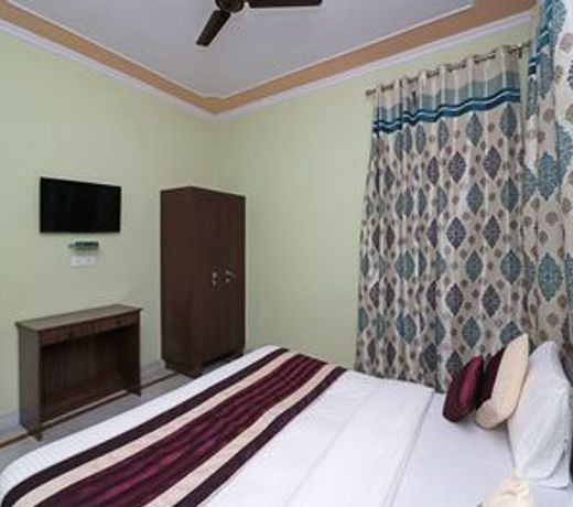 OYO 12774 Akash Residency