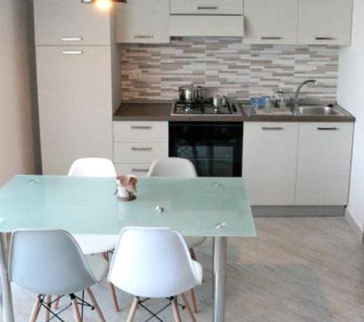 Paradeisos Residence Sas