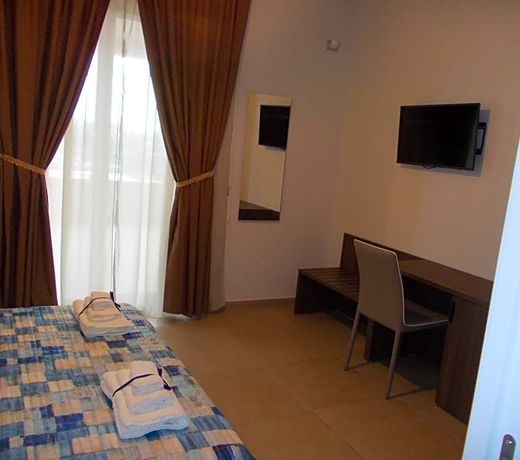 VILLA LAURO LUXURY B&B