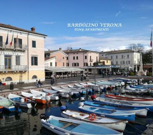 Apartments Tony in Bardolino