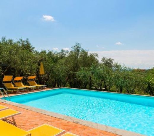 Nice Farmhouse in Montecatini Terme with Sauna, Jacuzzi