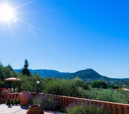 Nice Farmhouse in Montecatini Terme with Sauna, Jacuzzi
