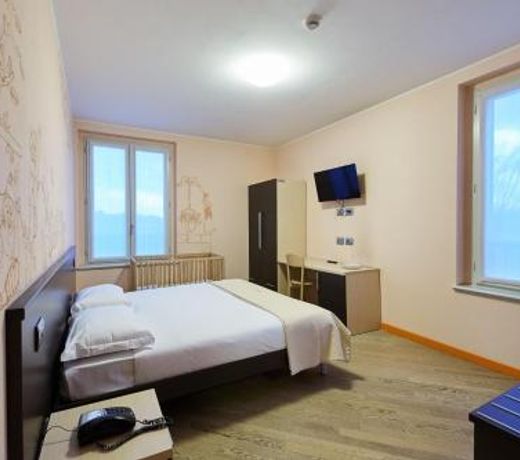 Cornelle Hotel