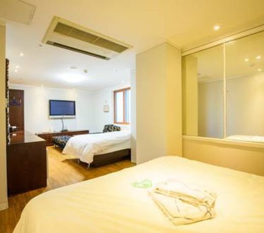 Gangneung Donga Hotel