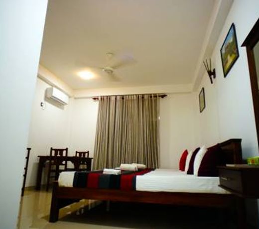 Airport 4 Season Transit Hotel