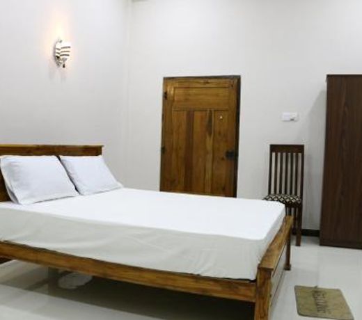 Thisha Hotel