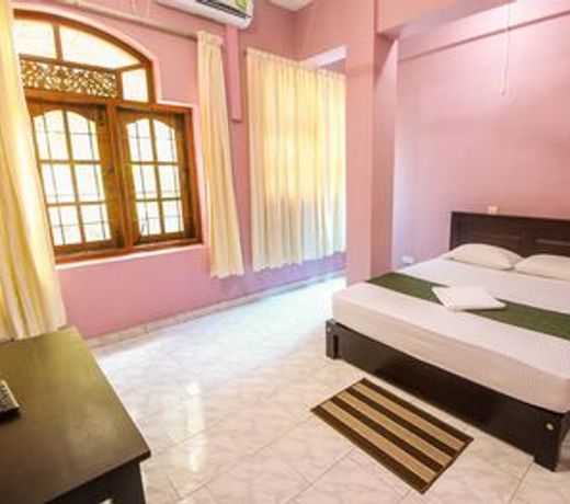 Yoho Bro Hotel